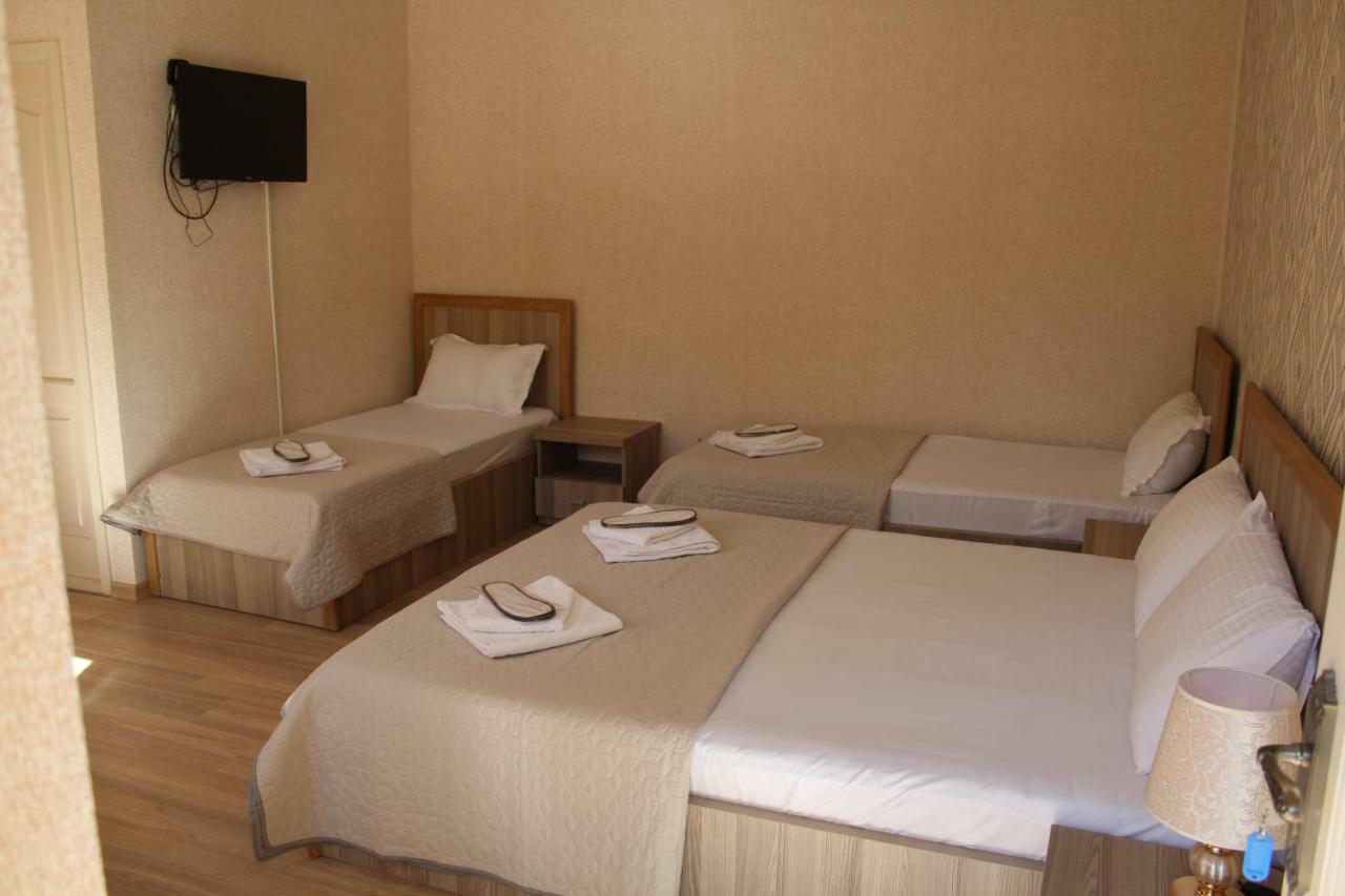 Emis Hotel Tbilissi Extérieur photo